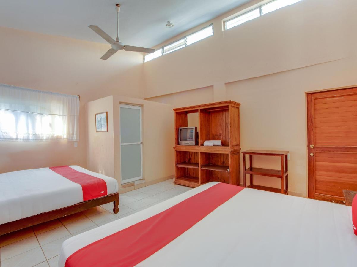 Oyo Hotel Casa Ada Zihuatanejo Esterno foto
