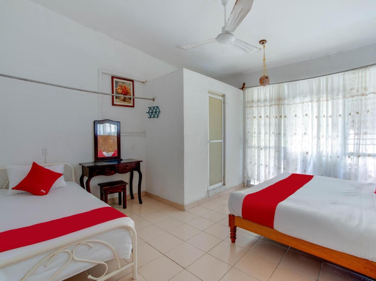 Oyo Hotel Casa Ada Zihuatanejo Esterno foto